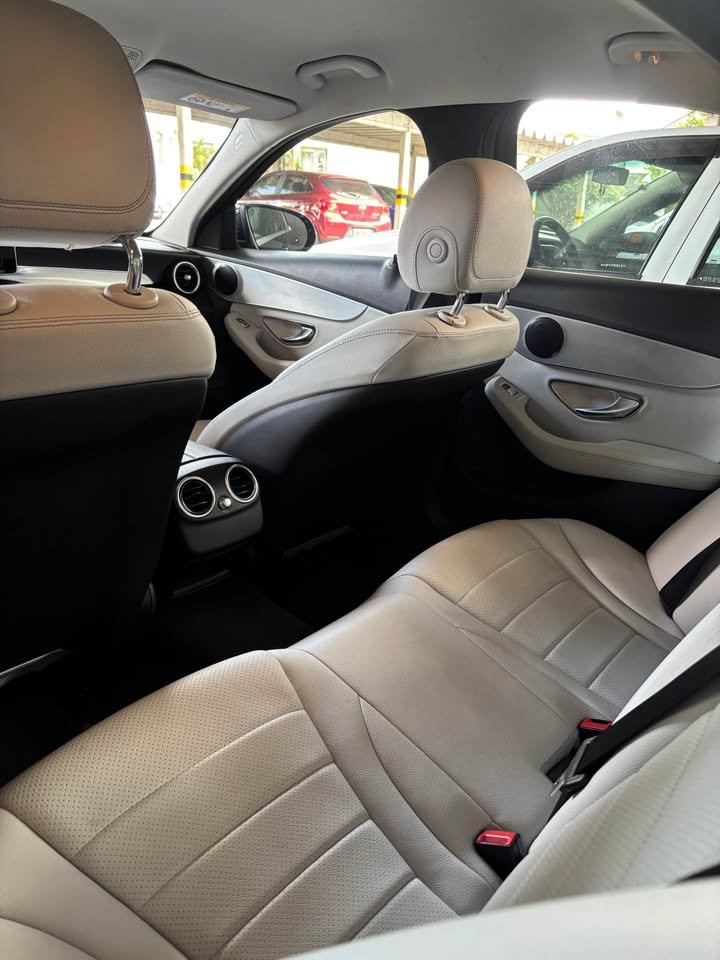 Mercedes-Benz C-Class 2017